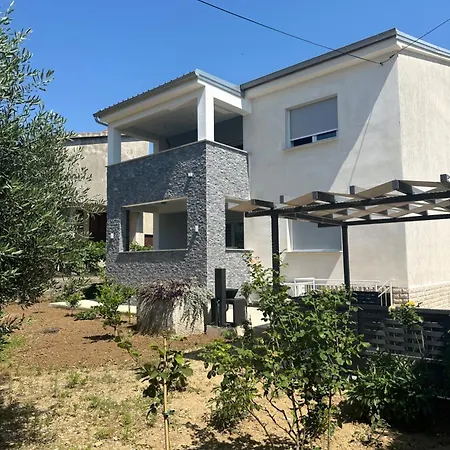 Villa Luka Baska Exterior photo